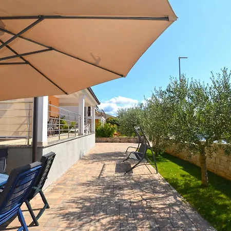 Golden Horizon Apartman