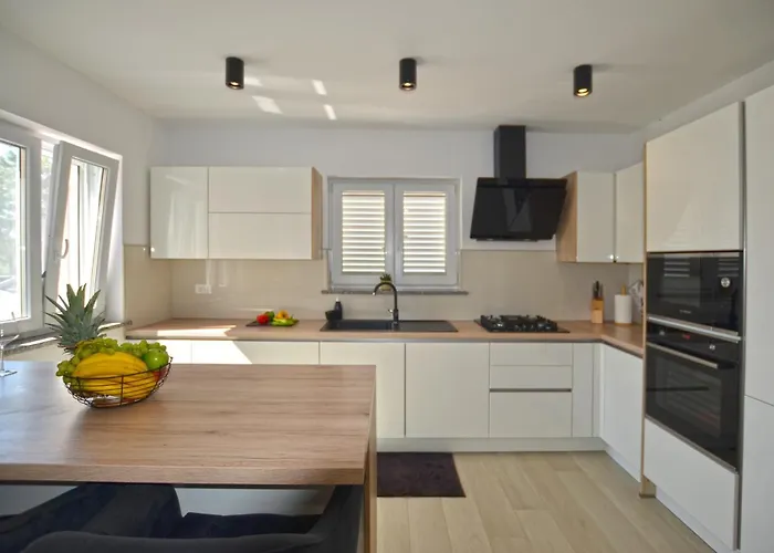 Golden Horizon Apartman