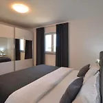 Apartment Golden Horizon *